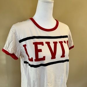 Levi’s Logo T-Shirt Size Small